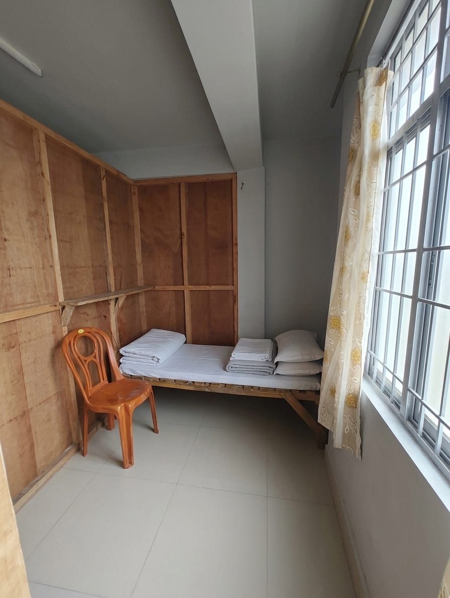 Girls home pg photo 2